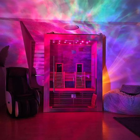 Sauna - Massage -Bodensee-Cinema Feeling- Home Sharing - Parking - Kueche Радольфцелль  Экстерьер фото